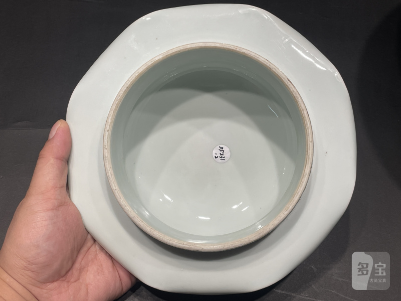 清晚期 青釉荷叶罐一对 - 图6